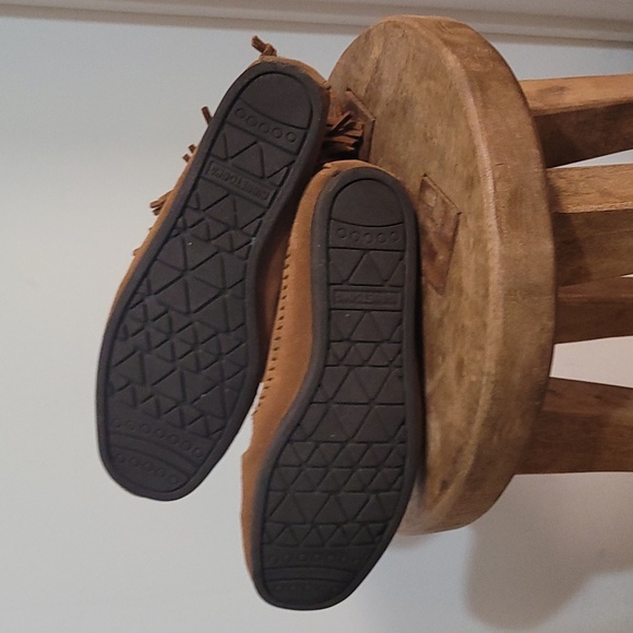 Minnetonka Brown Fringe Ankle Boots - Picture 4 of 4